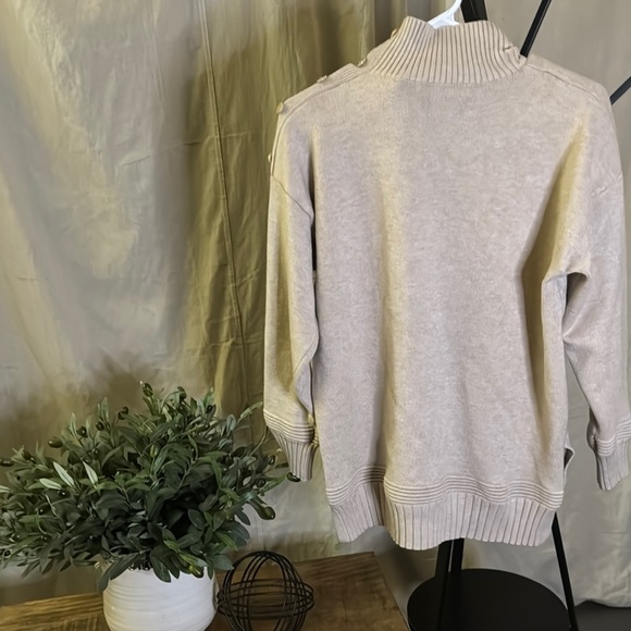 Cream Crew Neck Sweater with Textured Knit - Picture 3 of 4